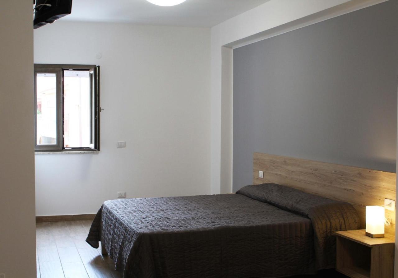 Bed Ponente Hotel Isola delle Femmine Exterior photo